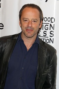 Gil Bellows